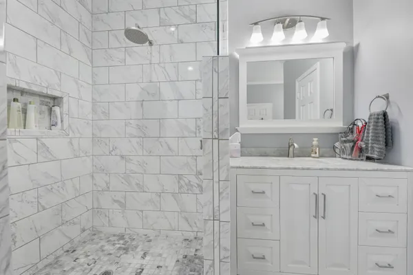 $600,000 | 1109 Hollybrooke Drive, Moncks Corner, SC 29461