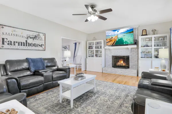 $600,000 | 1109 Hollybrooke Drive, Moncks Corner, SC 29461