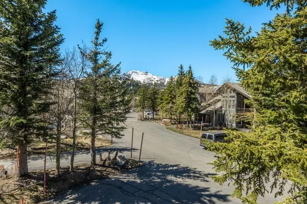 $1,169,000 | 936 Links Way, Unit 936, Mammoth Lakes, CA 93546