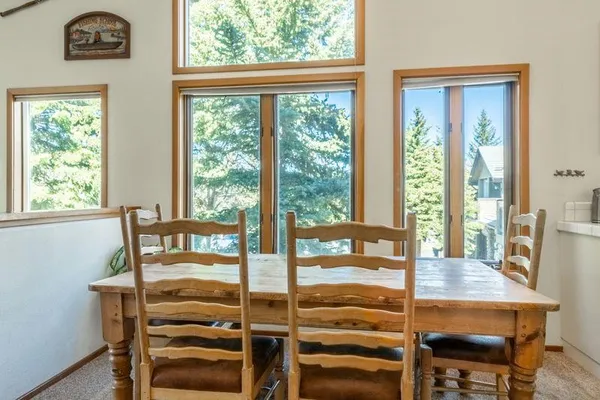 $1,169,000 | 936 Links Way, Unit 936, Mammoth Lakes, CA 93546
