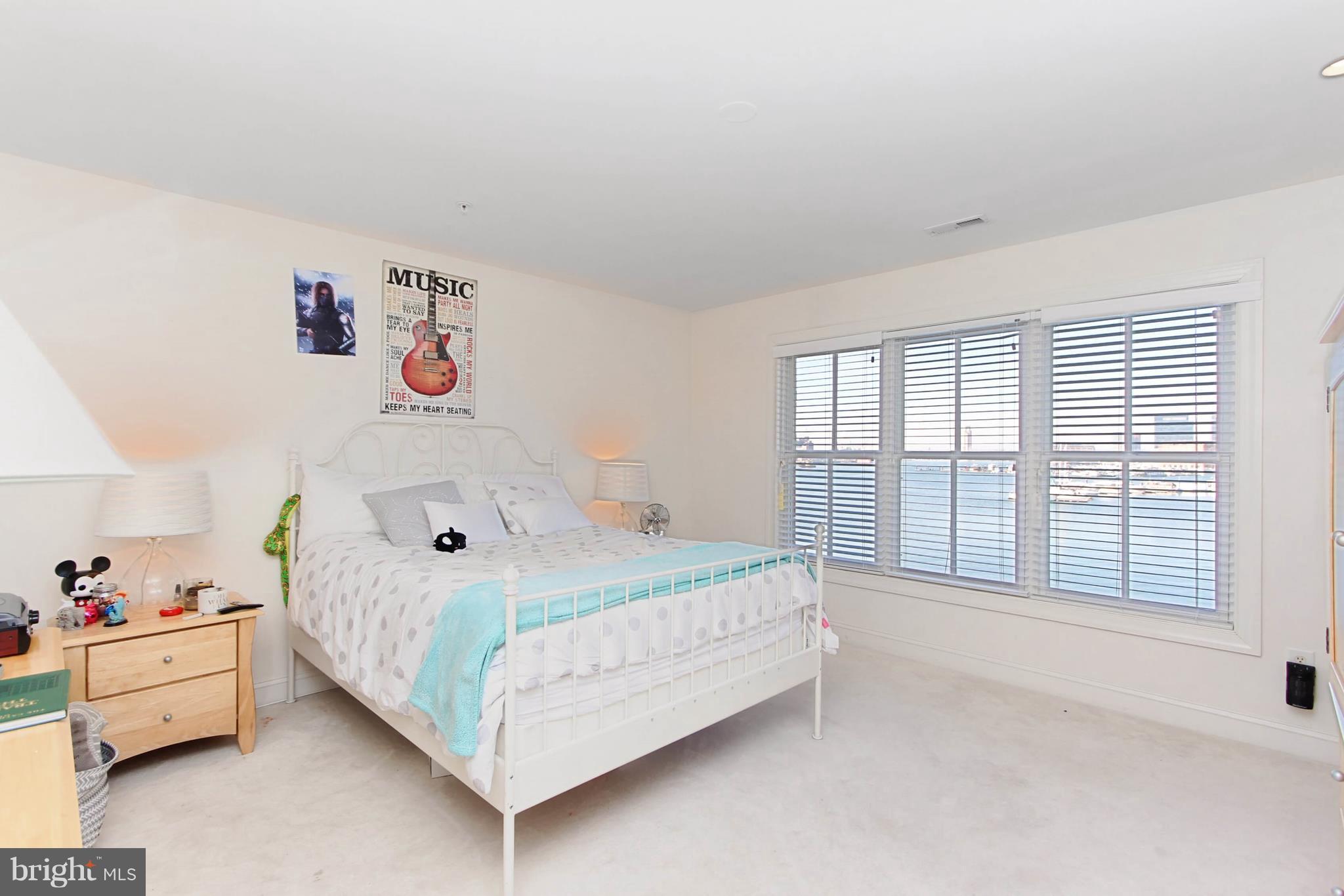 1240 Dockside Circle Baltimore, MD 21224 - Photo 23 of 30 Bedroom