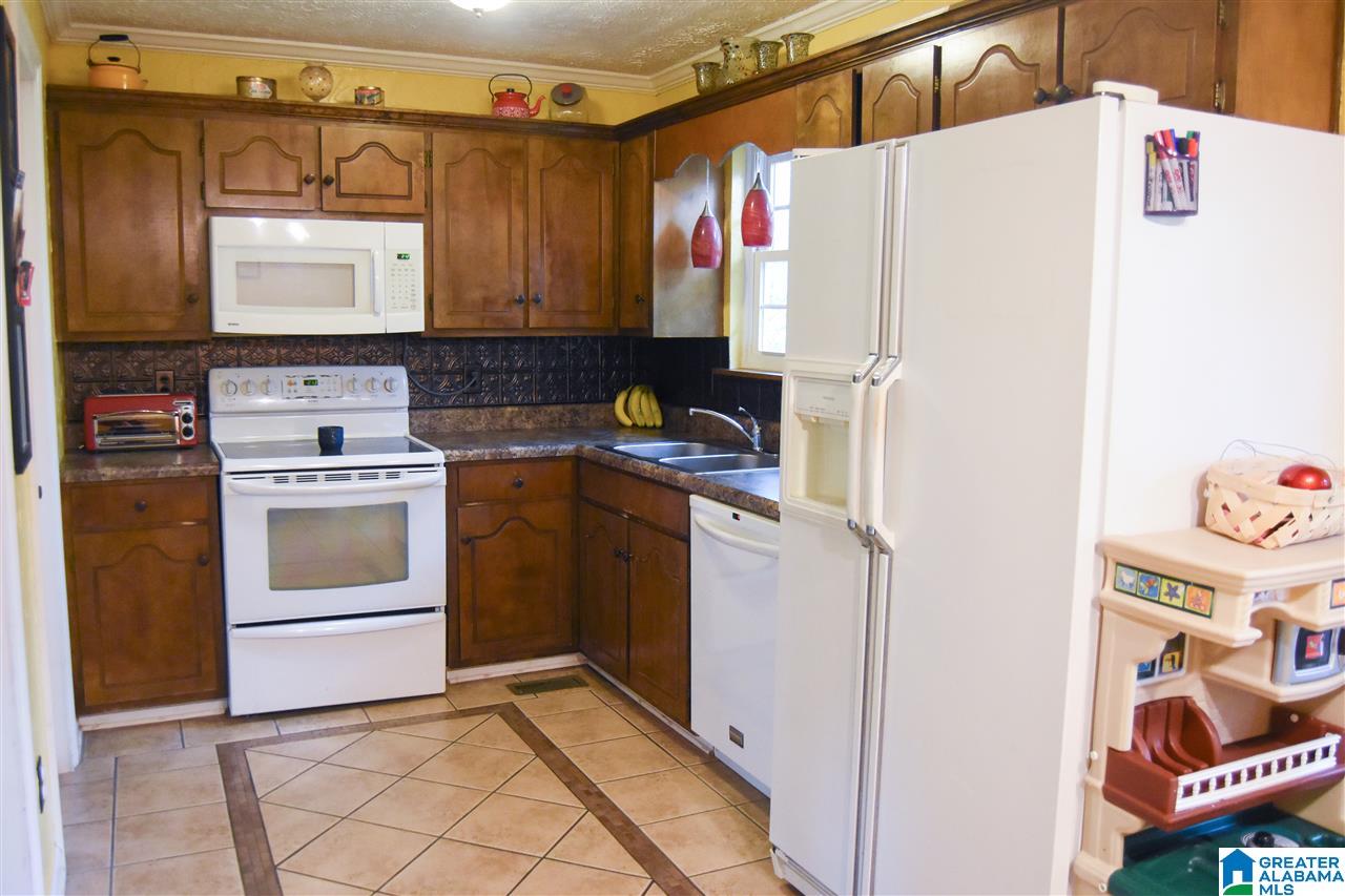 4405 Greenbrier Dear Road Anniston, AL 36207 - Photo 14 of 44