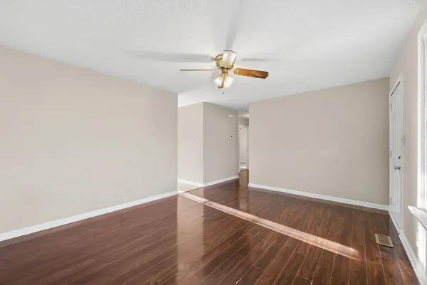 $1,350 | 563 Bridgette Drive, Clarksville, TN 37042