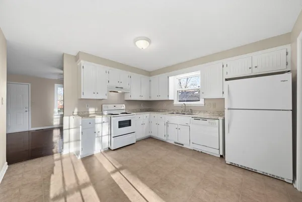 $1,350 | 563 Bridgette Drive, Clarksville, TN 37042