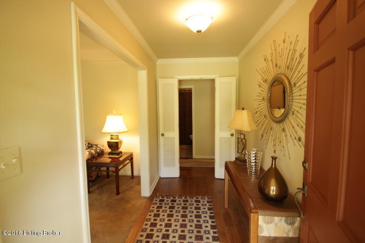 501 Moser Road Louisville, KY 40243 - Photo 7 of 40 IMG_2347