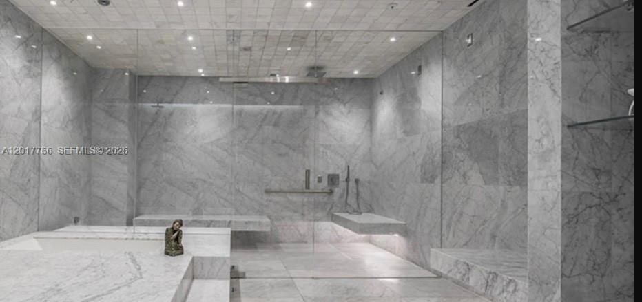 88 Southwest 7th Street, Unit PH4202 Miami, FL 33130 - Photo 76 of 88 HAMMAM