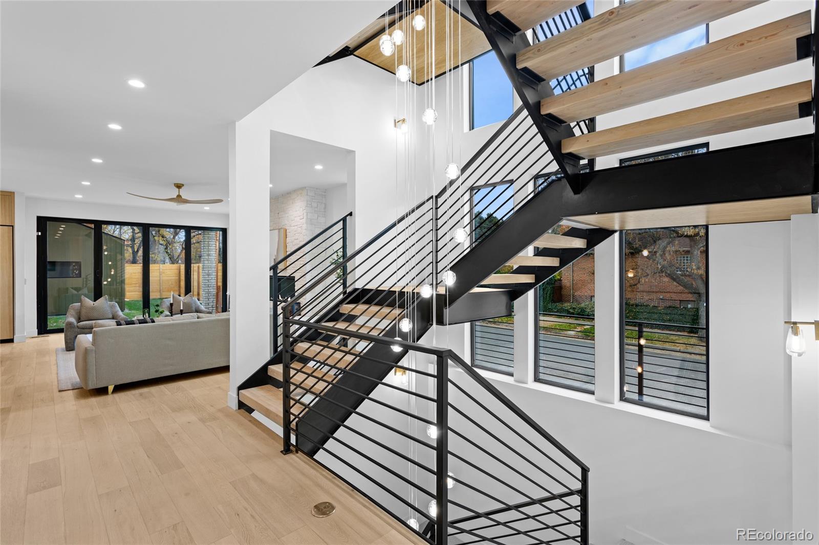 592 South High Street Denver, CO 80209 - Photo 6 of 50