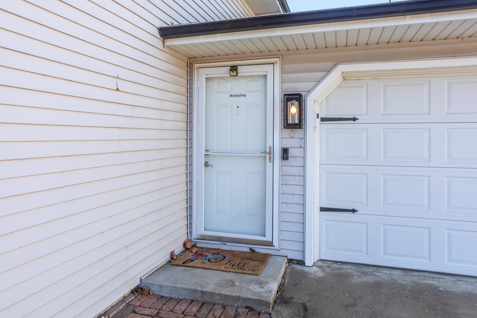 107 Nottingham Chase Normal, IL 61761 - Photo 4 of 44