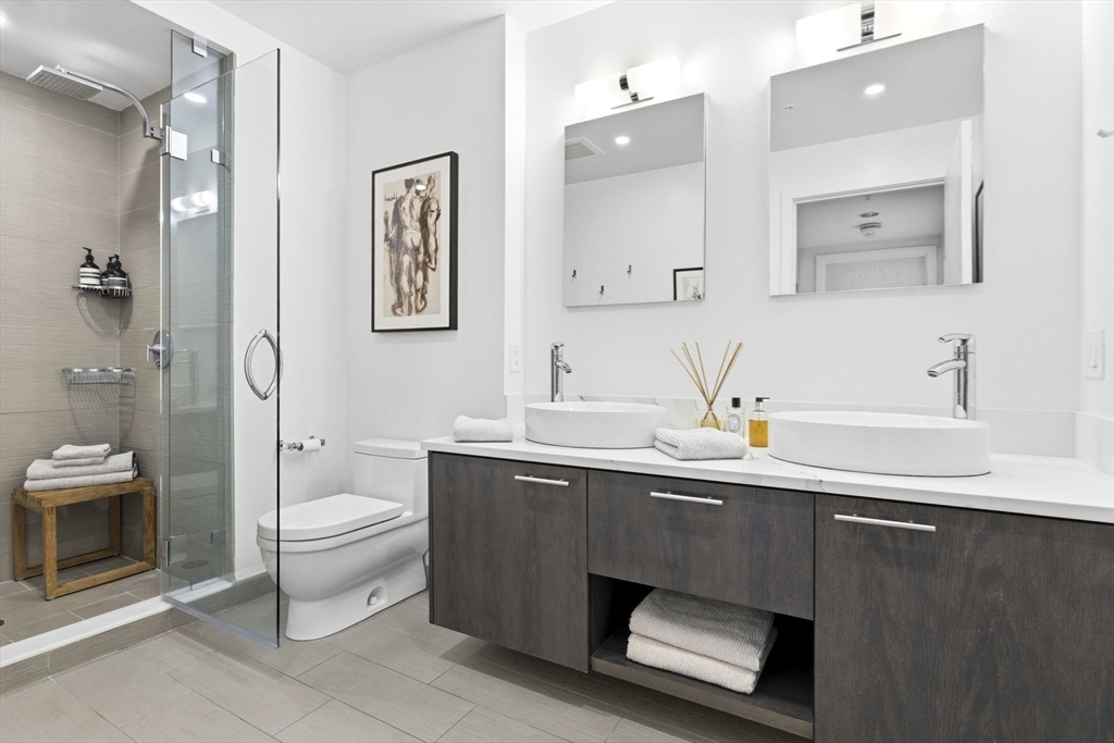 110 Stuart Street, Unit 17D Boston, MA 02116 - Photo 11 of 22