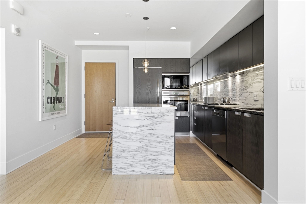 110 Stuart Street, Unit 17D Boston, MA 02116 - Photo 6 of 22
