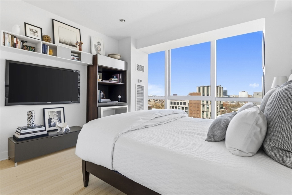 110 Stuart Street, Unit 17D Boston, MA 02116 - Photo 8 of 22