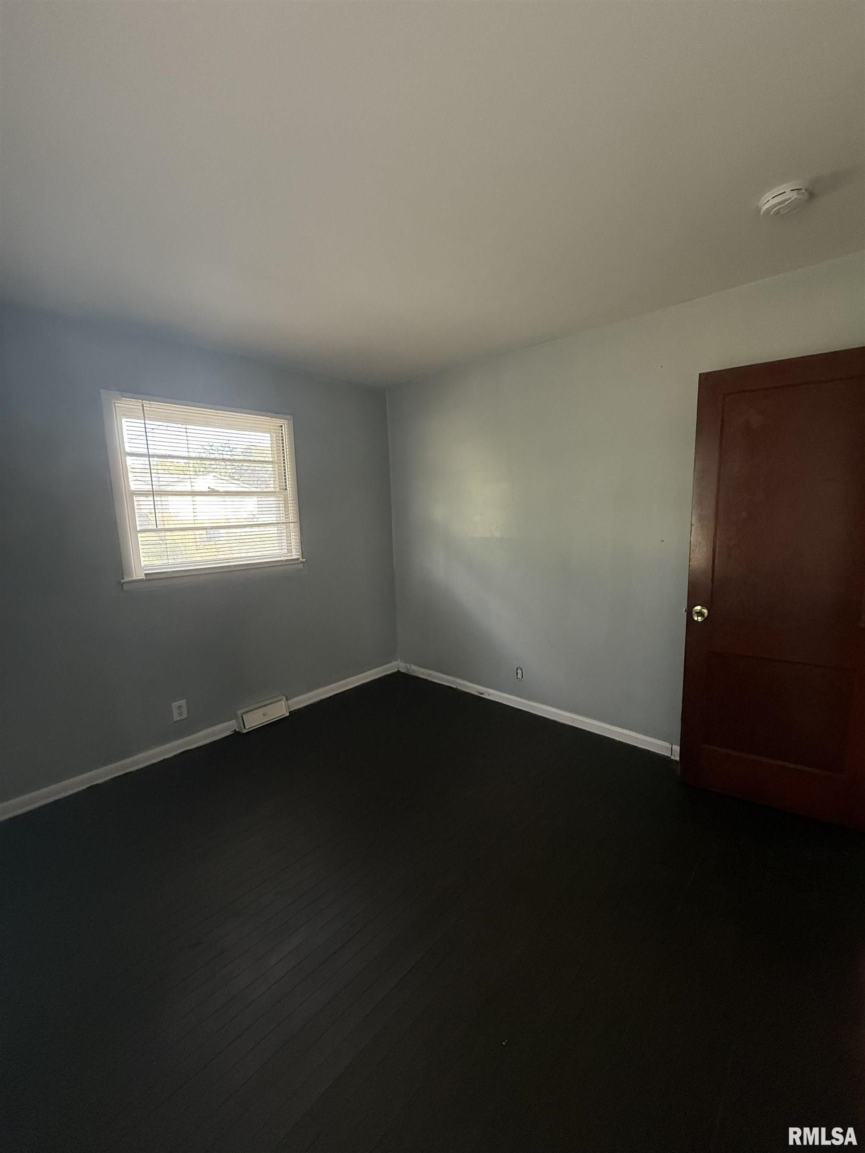 716 North Albert Street Macomb, IL 61455 - Photo 12 of 14