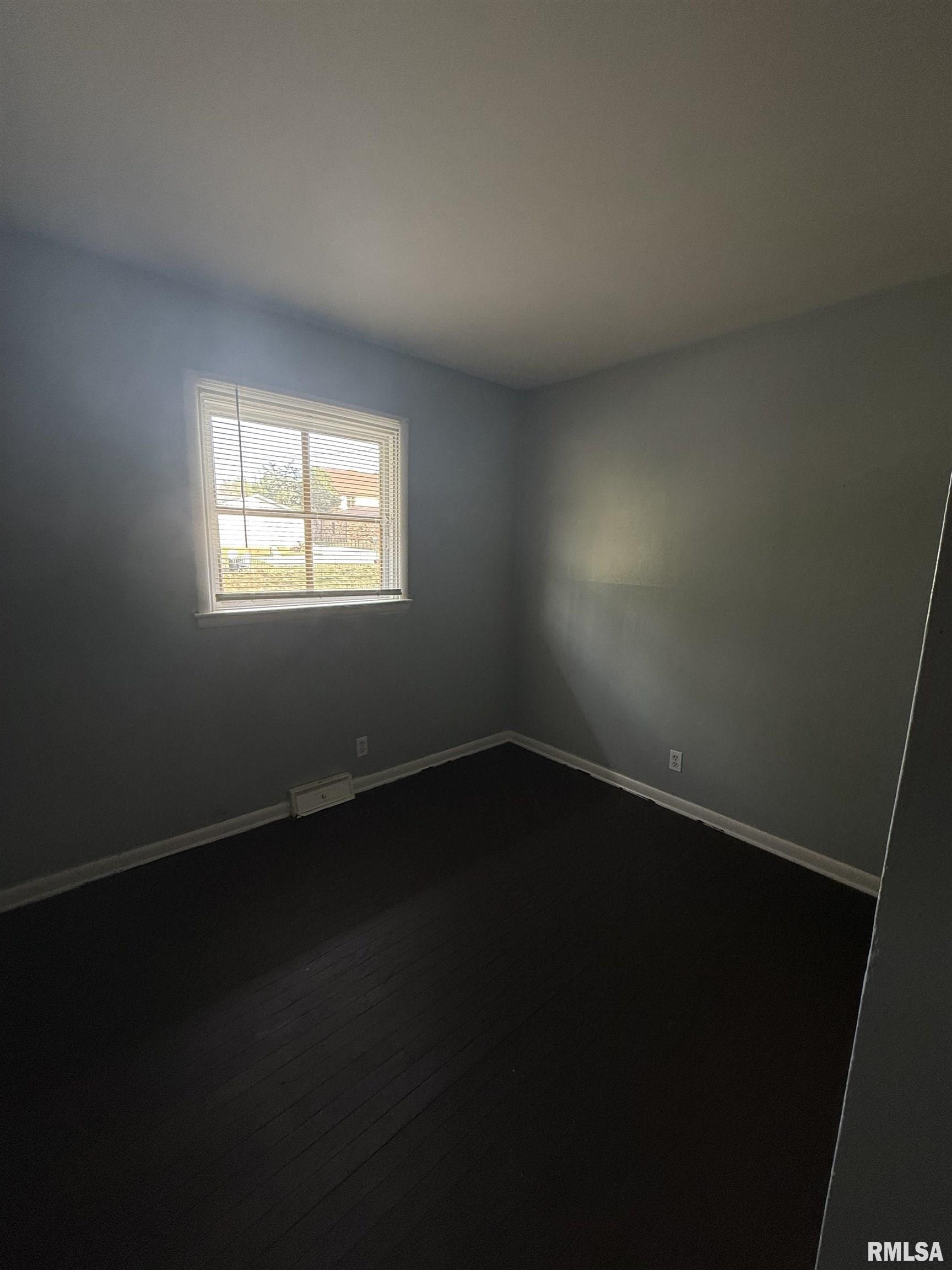 716 North Albert Street Macomb, IL 61455 - Photo 9 of 14