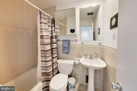 $254,900 | 5946 Westchester Park Drive, College Park, MD 20740