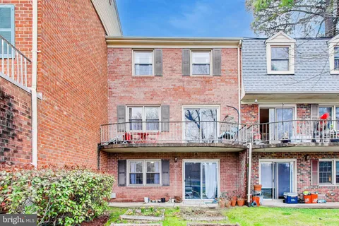 $254,900 | 5946 Westchester Park Drive, College Park, MD 20740