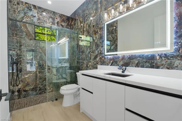 $4,895,000 | 7040 Sable Ridge Lane, Naples, FL 34109