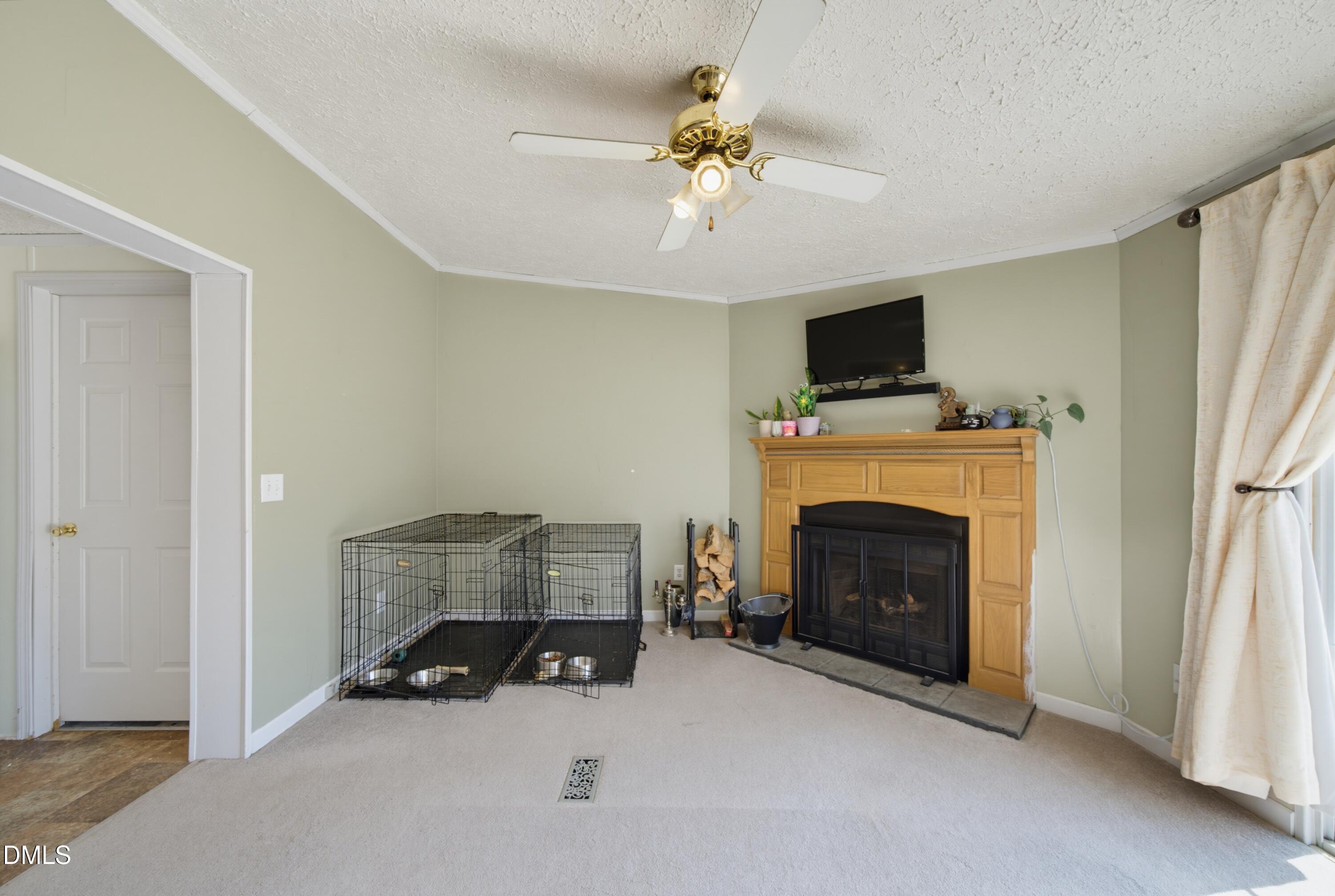 523 County Line Road Manson, NC 27553 - Photo 17 of 37 Family room side