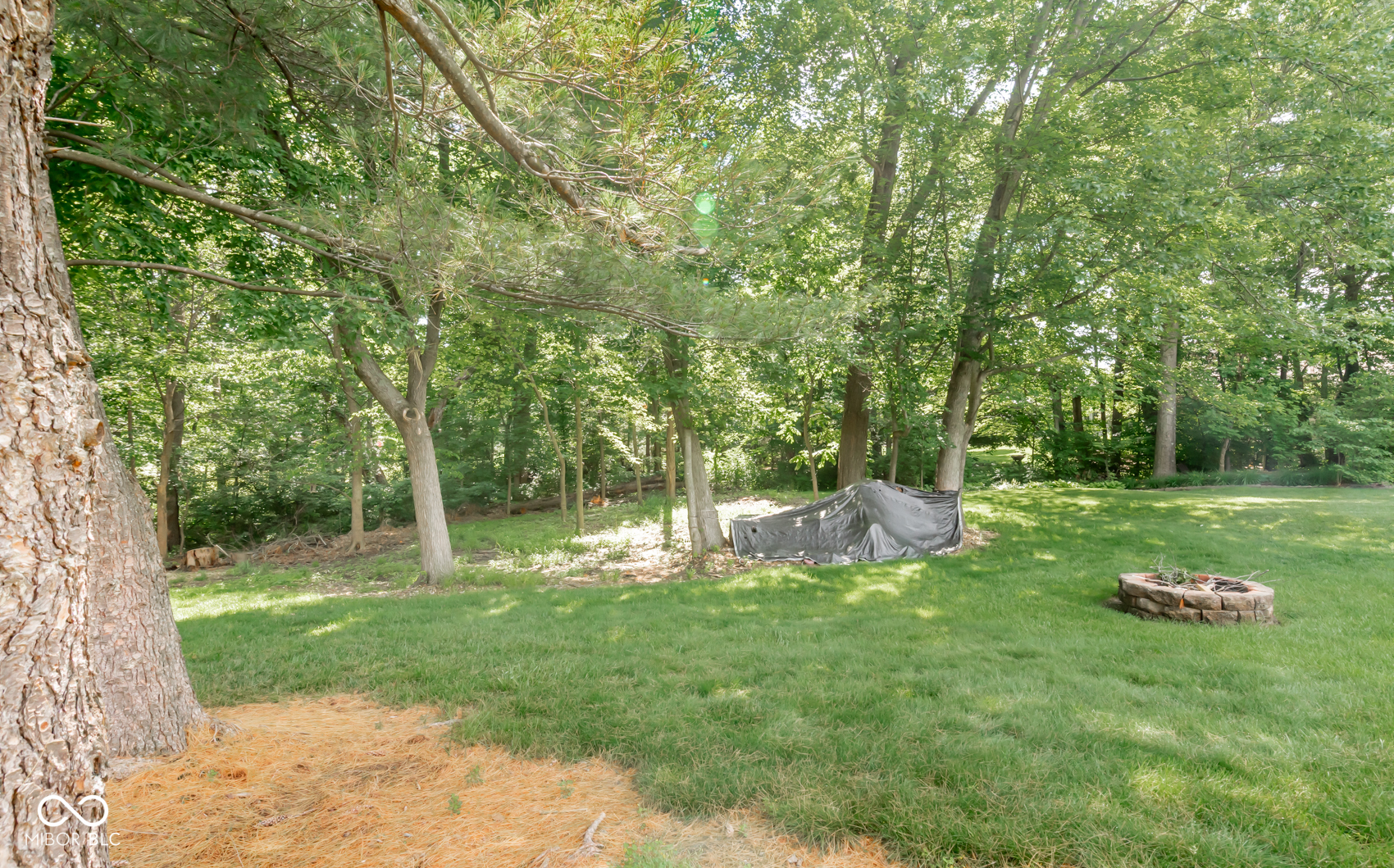 285 Plum Court Columbus, IN 47201 - Photo 12 of 155