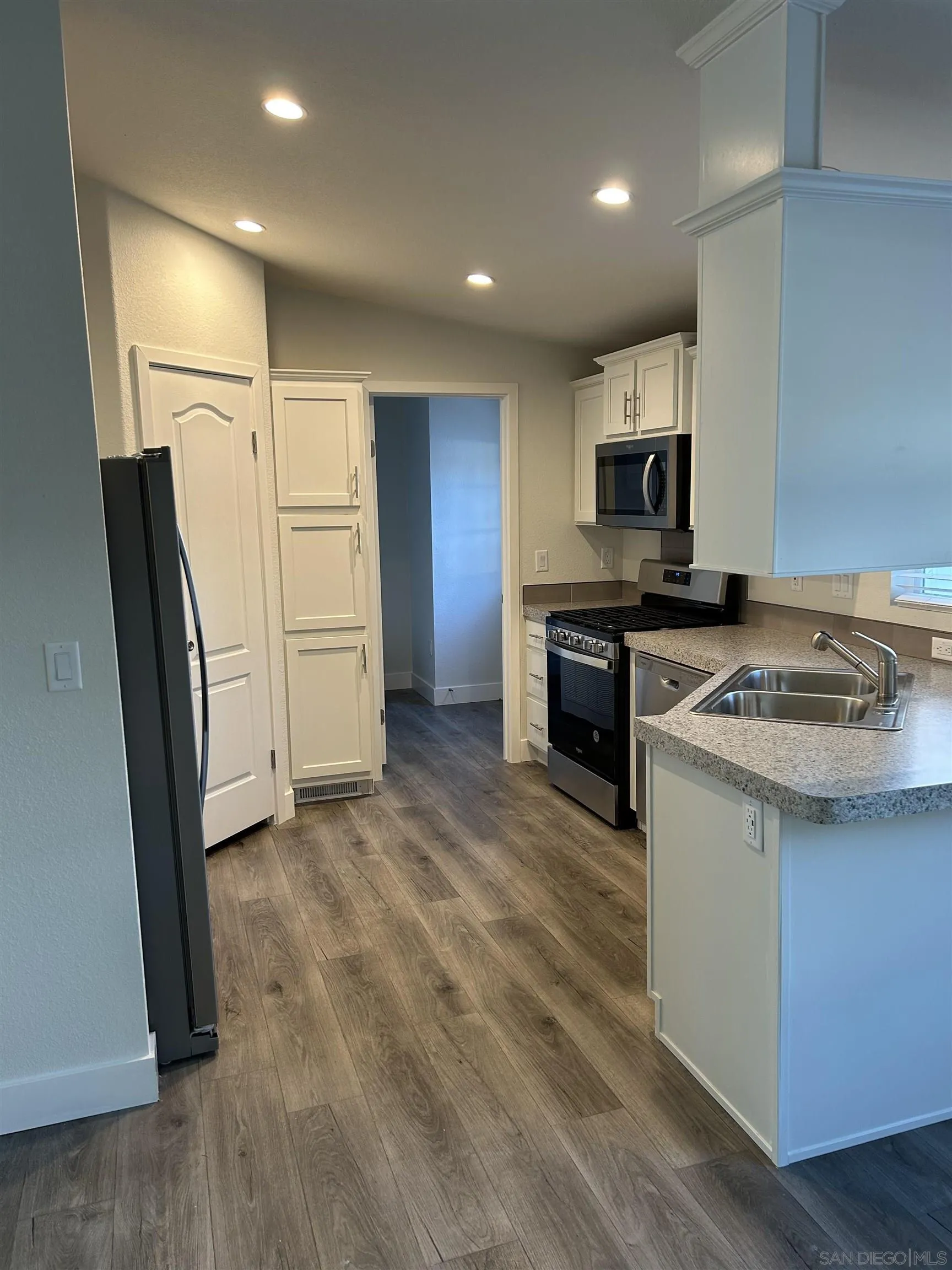 22899 Byron Road, Unit 69 Crestline, CA 92325 - Photo 1 of 3