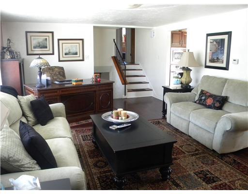 904 First Street Irwin, PA 15642 - Photo 10 of 18 Family Room.