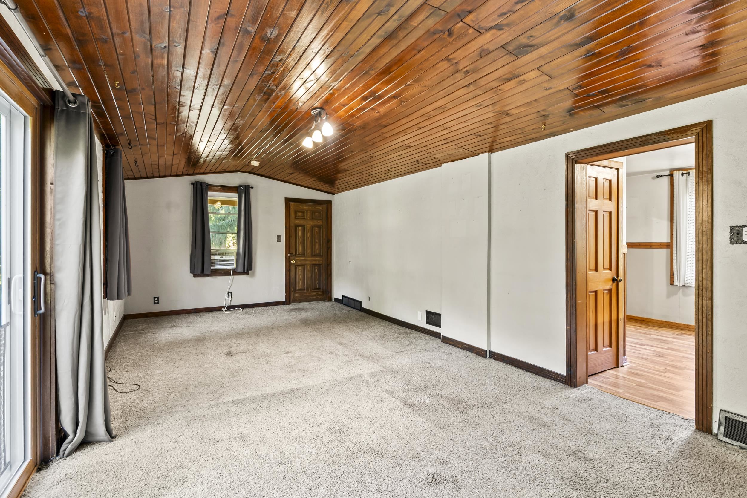 3472 Northwood Road Suamico, WI 54313 - Photo 9 of 30 Gallery Image 9