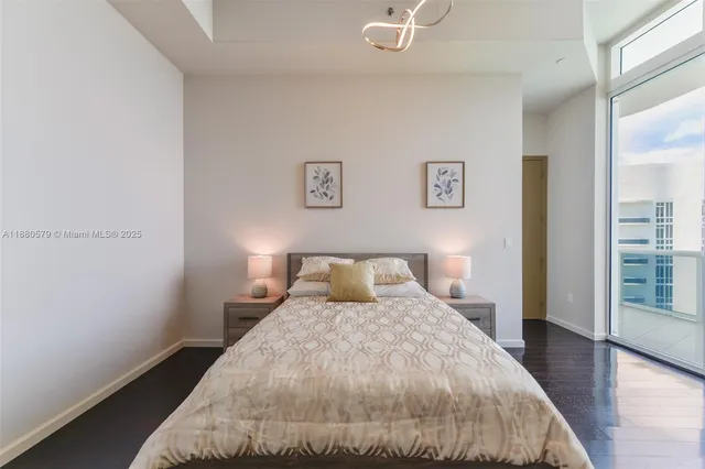 $8,250 | 15901 Collins Avenue, Unit 4203, Sunny Isles Beach, FL 33160