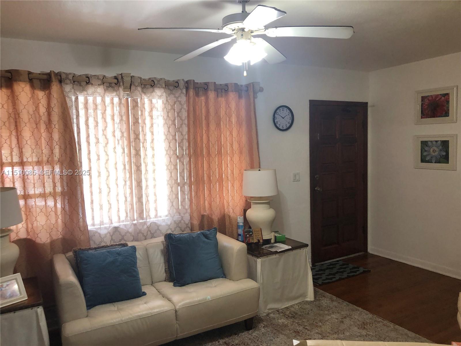 1256 Northeast 149th Street Miami, FL 33161 - Photo 9 of 24