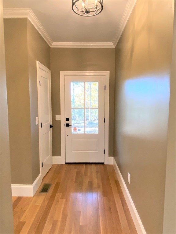 244 North Brayton Road Tiverton, RI 02878 - Photo 9 of 40 Gallery Image 9