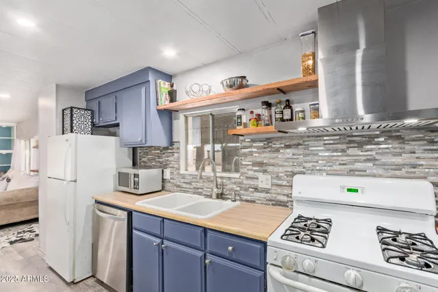 $21,000 | 4065 East University Drive, Unit 76, Mesa, AZ 85205