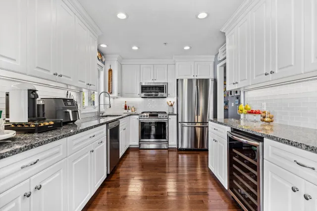 $665,000 | 28 Essex Circle, Unit 10, Raynham, MA 02767