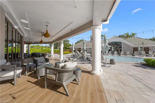 $2,200 | 1635 Winding Oaks Way, Unit 101, Naples, FL 34109