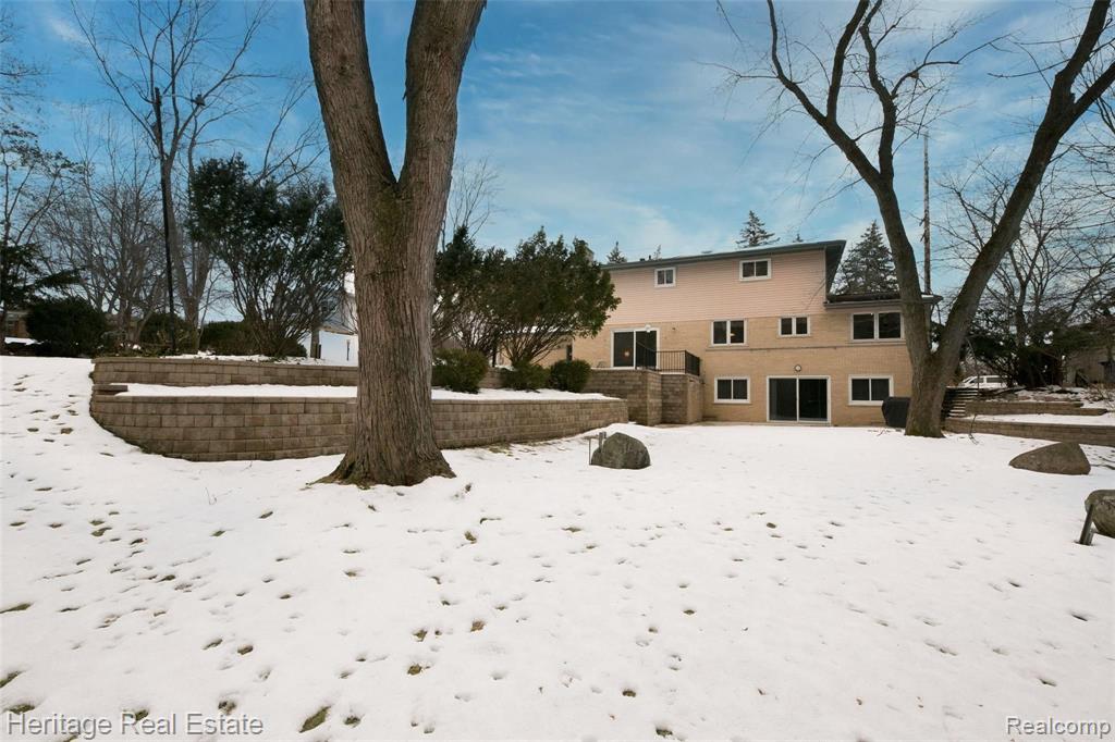 654 Old Perch Road Rochester Hills, MI 48309 - Photo 54 of 61
