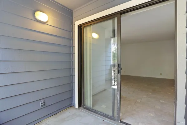 $2,450 | 219 Sea Crest Circle, Vallejo, CA 94590