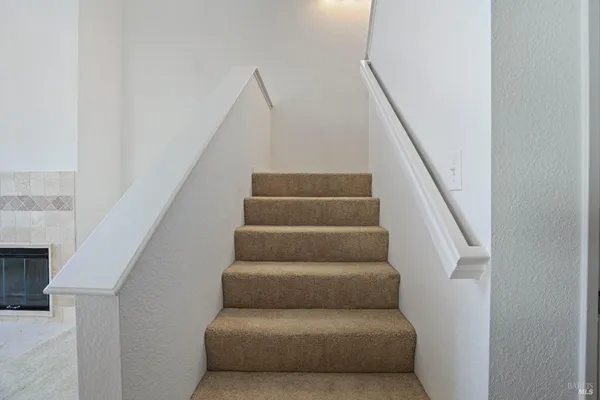 $2,450 | 219 Sea Crest Circle, Vallejo, CA 94590