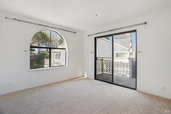 $2,450 | 219 Sea Crest Circle, Vallejo, CA 94590