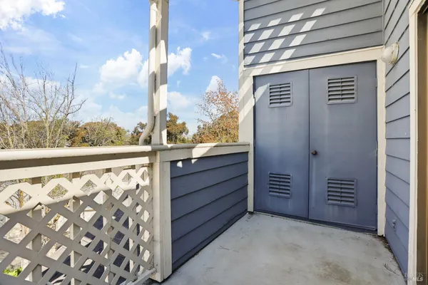 $2,450 | 219 Sea Crest Circle, Vallejo, CA 94590