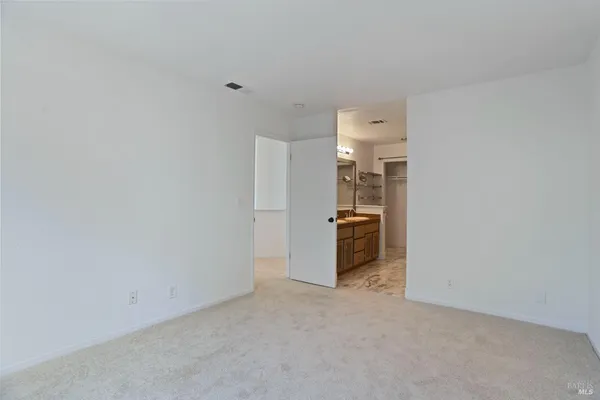 $2,450 | 219 Sea Crest Circle, Vallejo, CA 94590