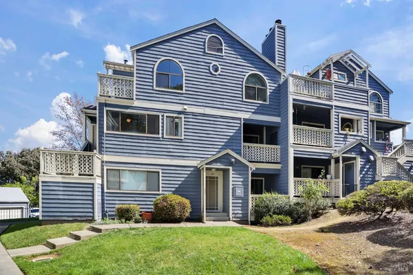 $2,450 | 219 Sea Crest Circle, Vallejo, CA 94590