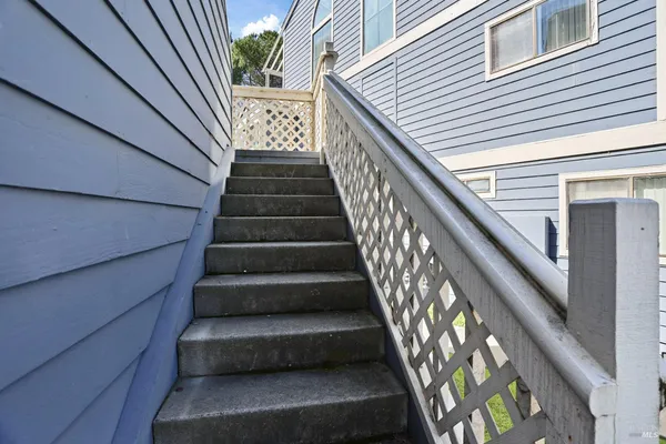 $2,450 | 219 Sea Crest Circle, Vallejo, CA 94590
