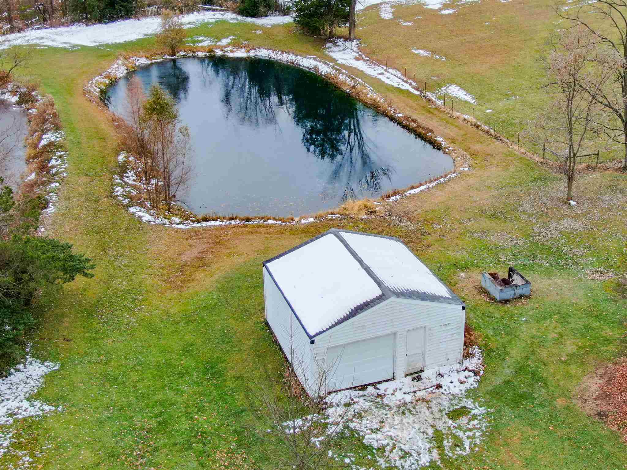 1190 East Bocock Road Marion, IN 46952 - Photo 3 of 28