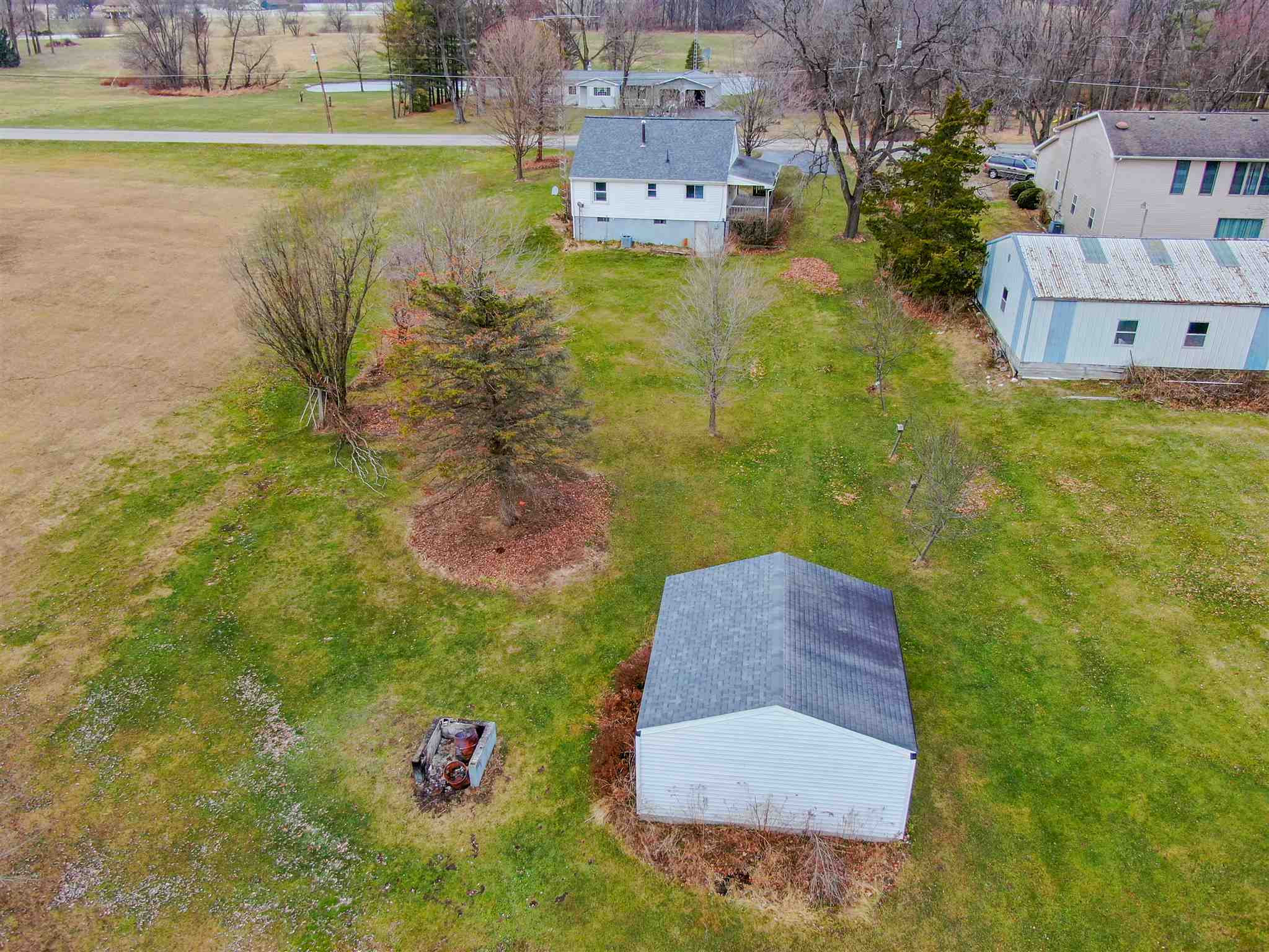 1190 East Bocock Road Marion, IN 46952 - Photo 5 of 28