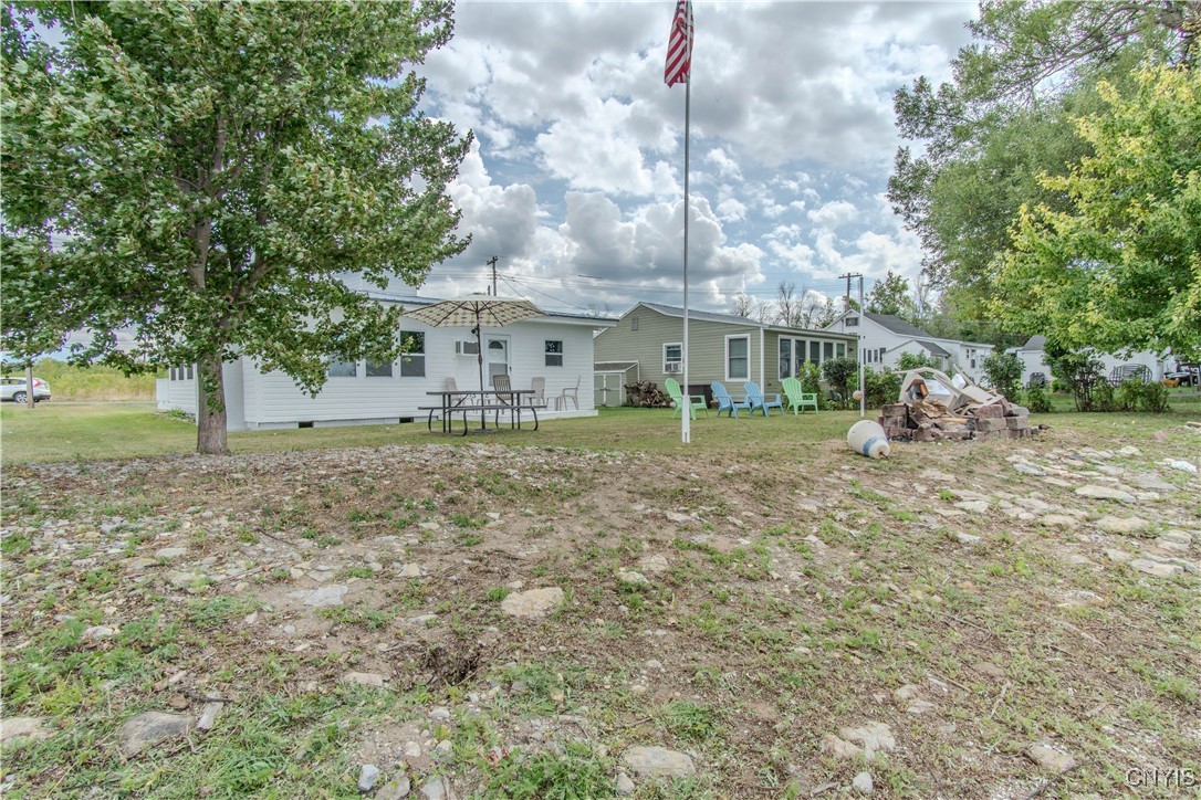 18121 Howes Shore Road Sackets Harbor, NY 13685 - Photo 31 of 40
