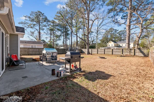 $2,050 | 105 Patriot Court, Havelock, NC 28532