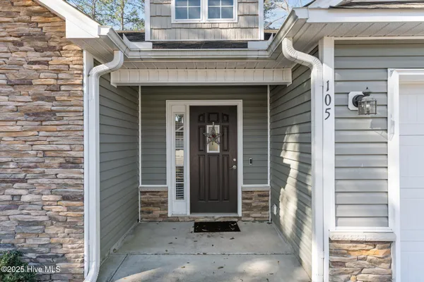 $2,050 | 105 Patriot Court, Havelock, NC 28532