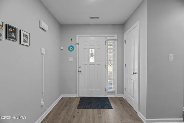 $2,050 | 105 Patriot Court, Havelock, NC 28532