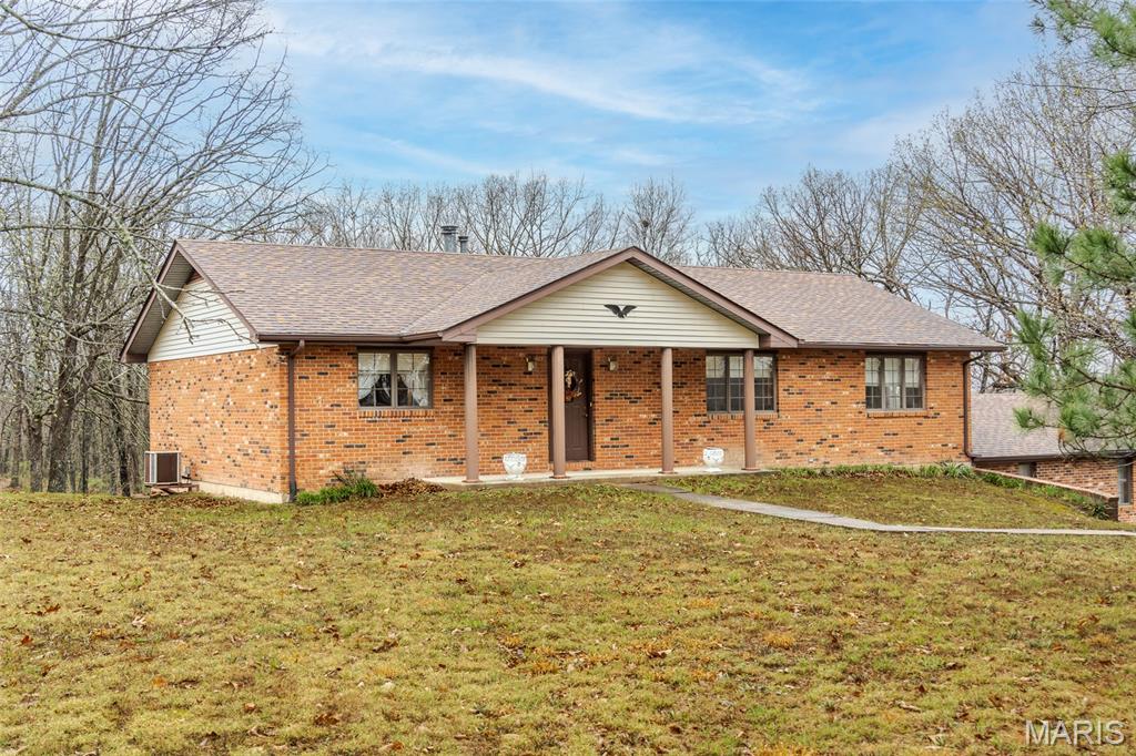 531 Pickles Ford Road St. Clair, MO 63077 - Photo 1 of 37