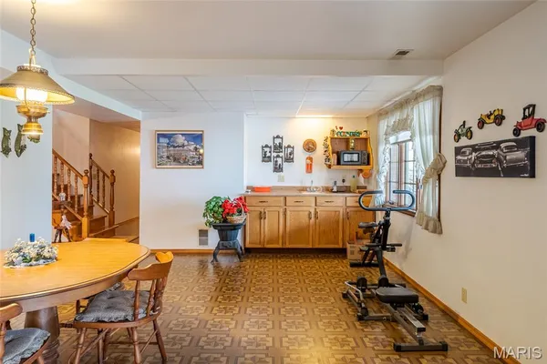 $475,000 | 531 Pickles Ford Road, St. Clair, MO 63077