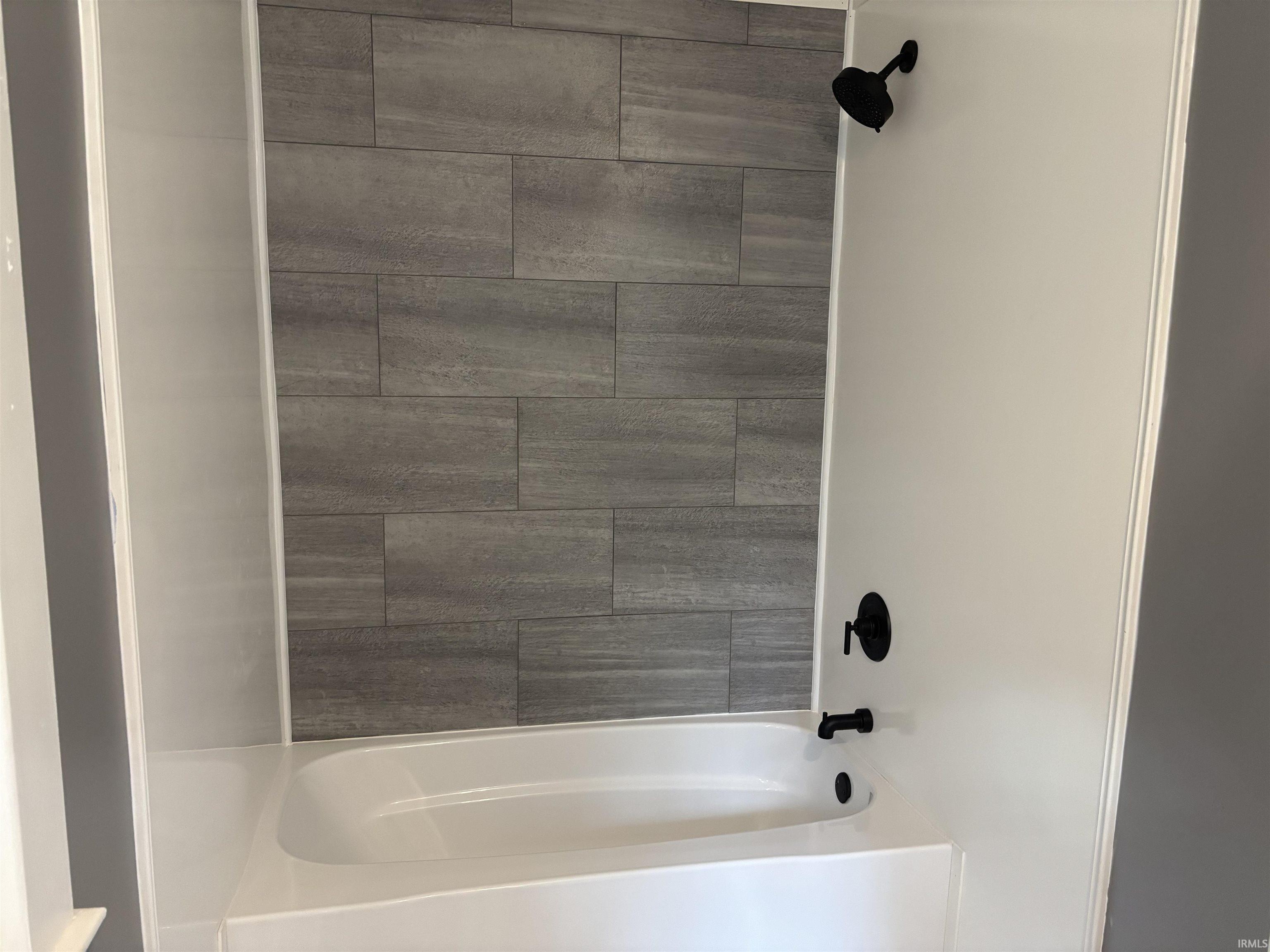 620 Main Street Grandview, IN 47615 - Photo 11 of 20