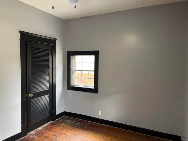 $174,500 | 620 Main Street, Grandview, IN 47615