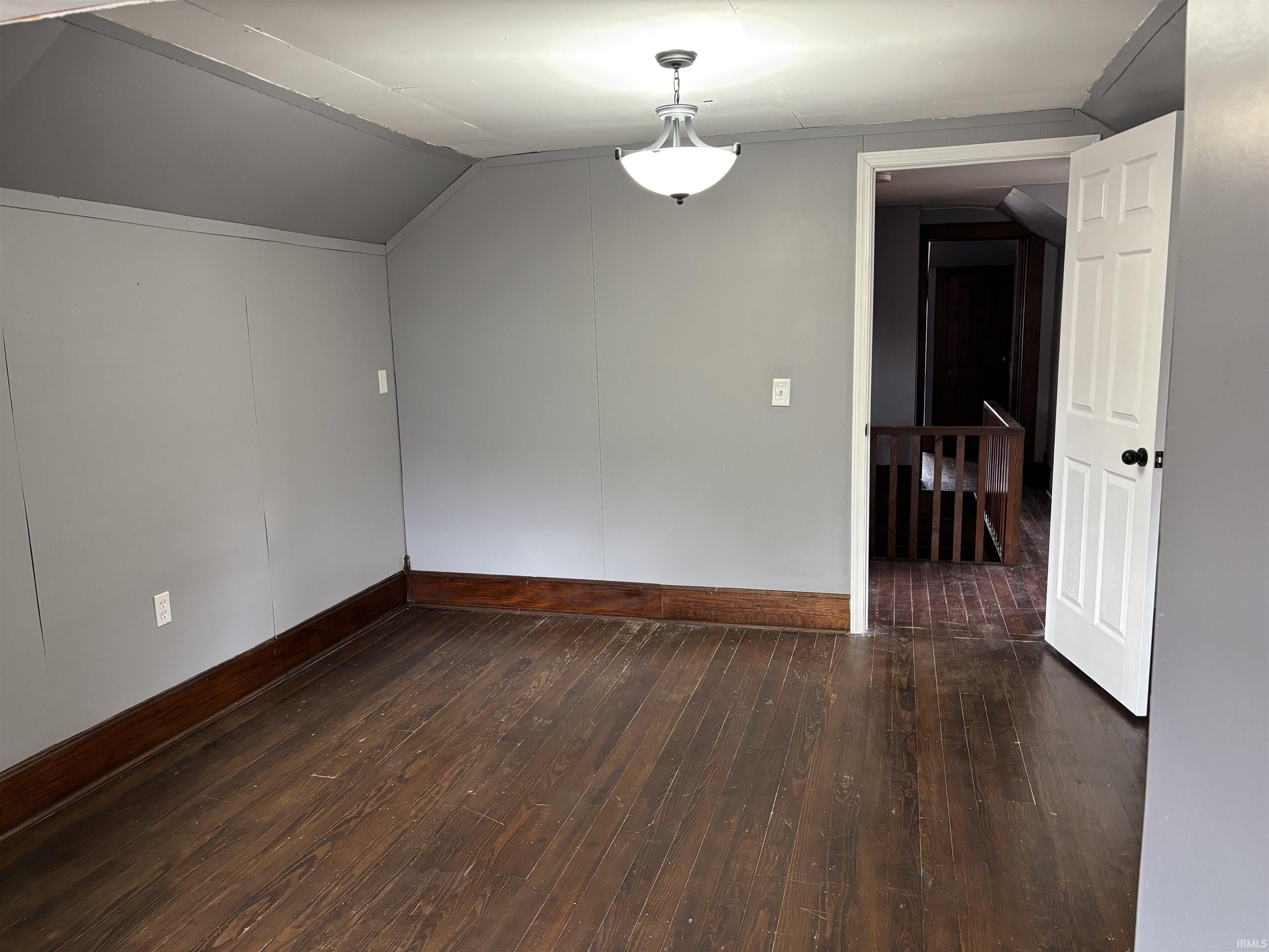 620 Main Street Grandview, IN 47615 - Photo 15 of 20